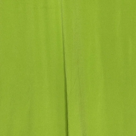 Dream Knits Quacker Factory XL Shirt Top Green Solid Short Sleeve V Neck Beaded - Picture 2 of 6